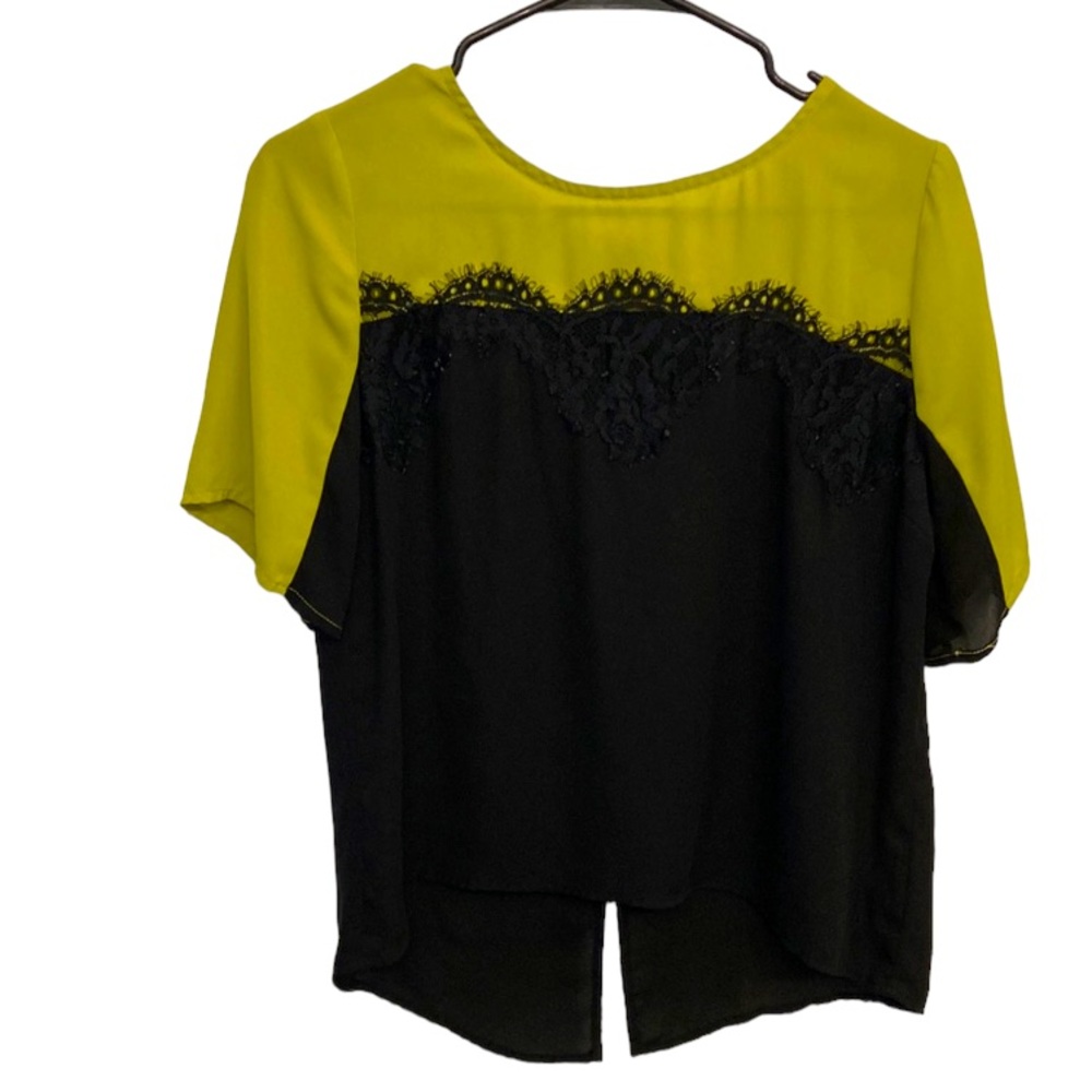 Green And Black Blouse. Split Back. Gold Zipper. Size Medium. 

Make An Offer.